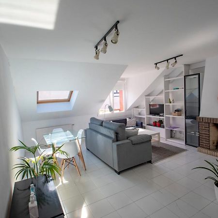 Ferienwohnung 183A Apto En Pleno Centro Con Vistas Al Mar Gijón Exterior foto
