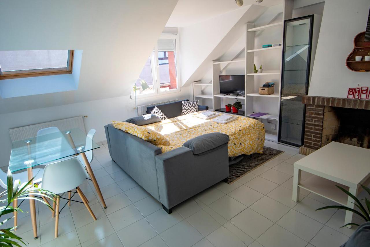 Ferienwohnung 183A Apto En Pleno Centro Con Vistas Al Mar Gijón Exterior foto